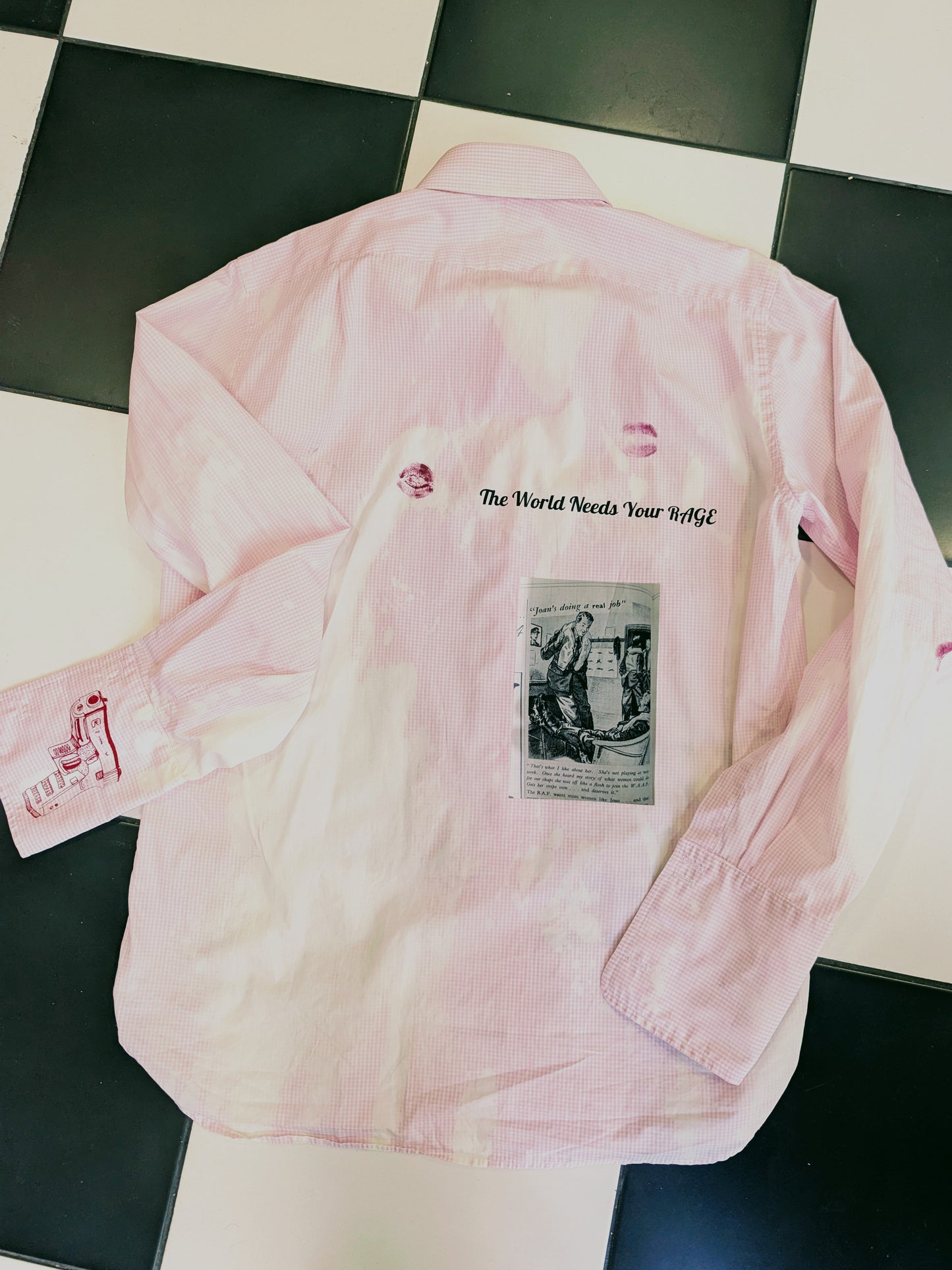 BLEACHED KISSES Baby Pink Oversized Shirt - Size L