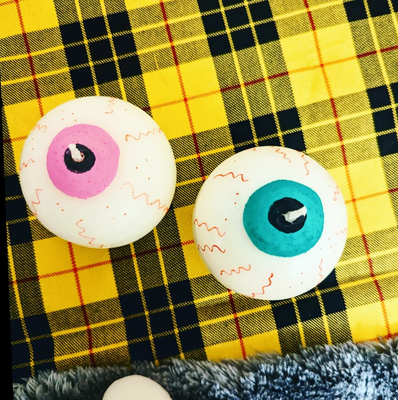 Hand Painted Pink Eyeball Spooky Candle